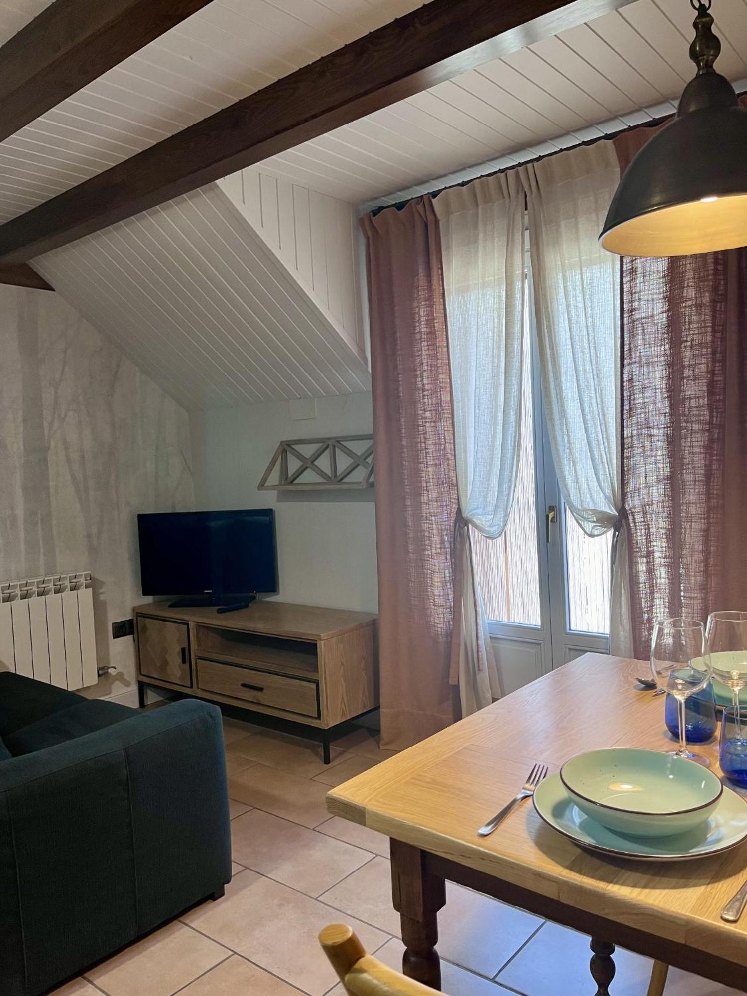 Apartamentos Blasco Tramacastilla de Tena Extérieur photo